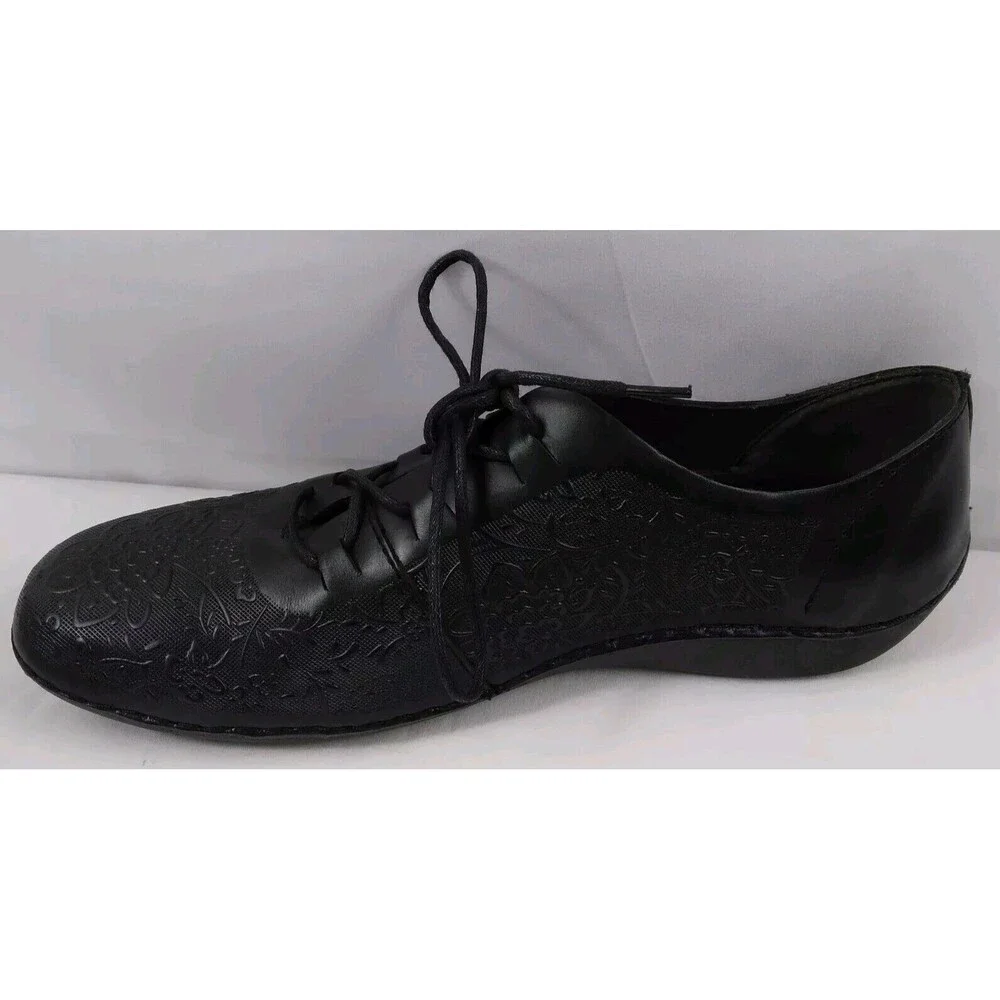 Propet Chantel WCX012L Shoe Black Leather Floral Embossed Women's Size 11 N(AA)
